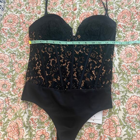 The CAMI NYC Anne Corded Lace Bodysuit size 2 NWT - Picture 13 of 13